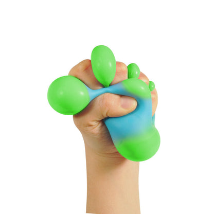 NeeDoh Color Change Squeeze Heart - US 9577