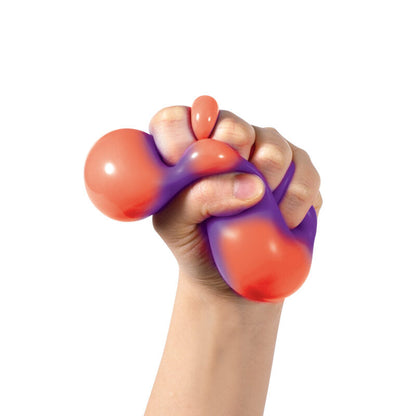 NeeDoh Color Change Squeeze Heart - US 9577